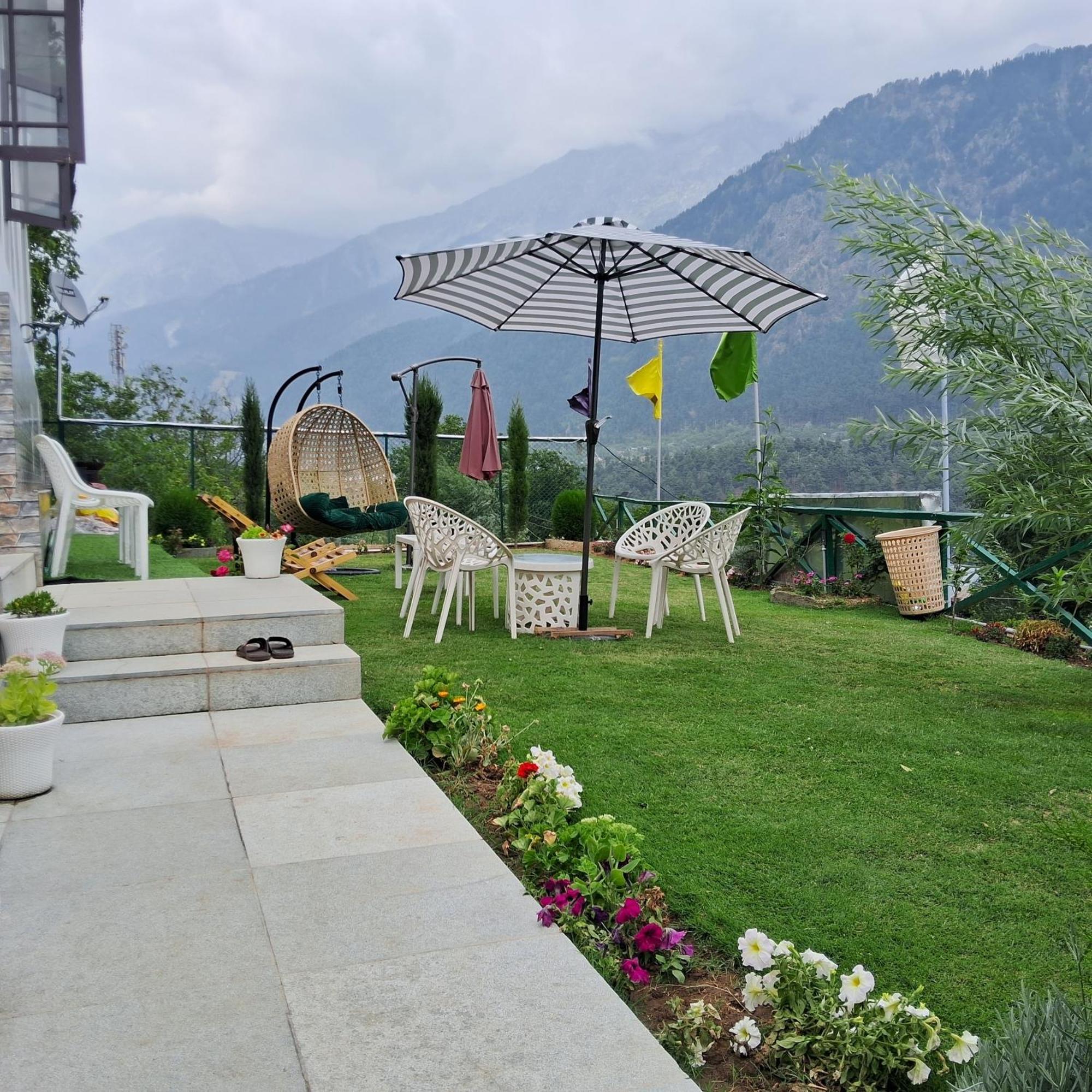 Batakut Cliff Cottage Pahalgam, Kashmir מראה חיצוני תמונה